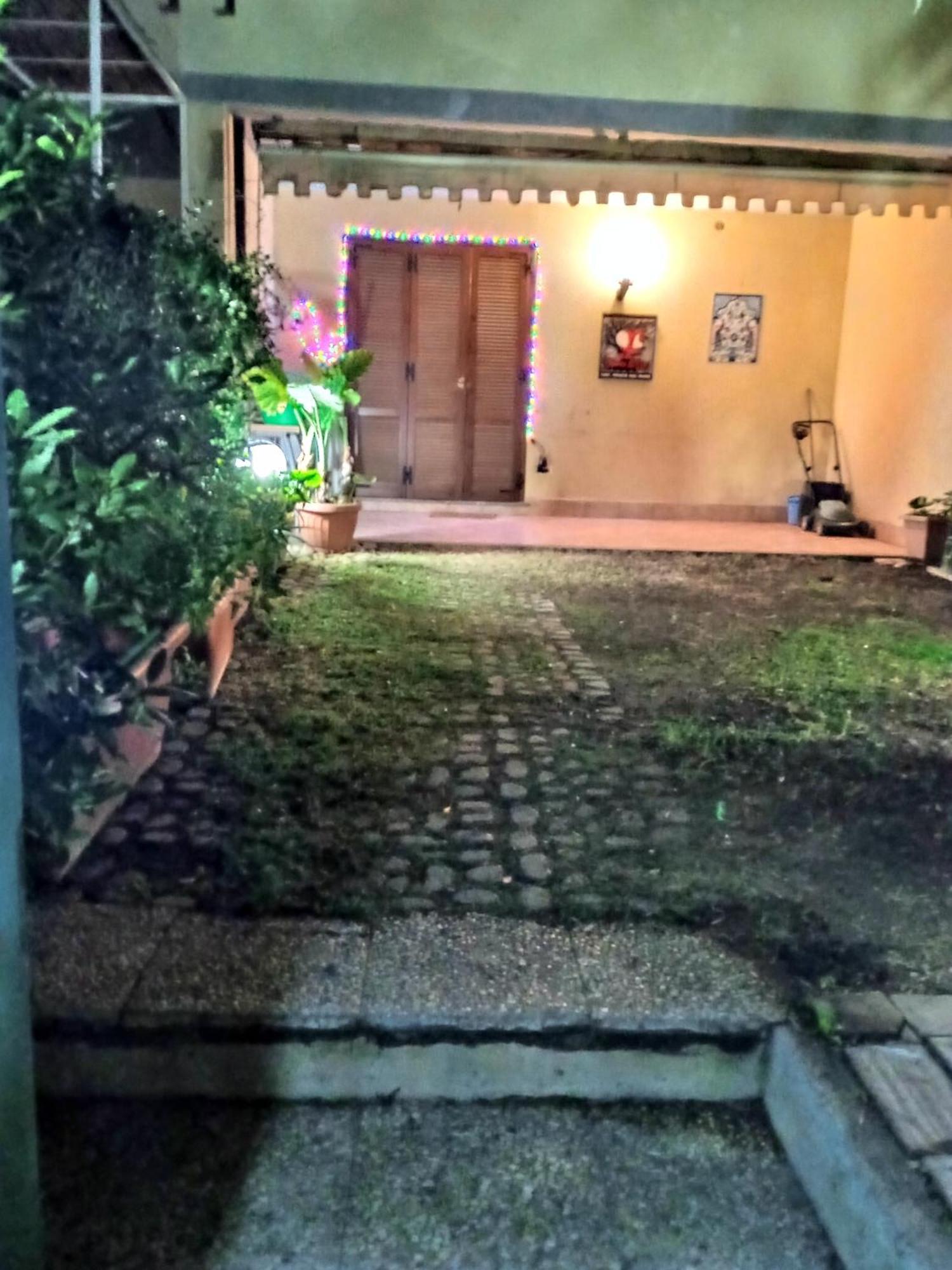 Bebadamo Ed Eva Apartment Villaggio del Fanciullo Luaran gambar